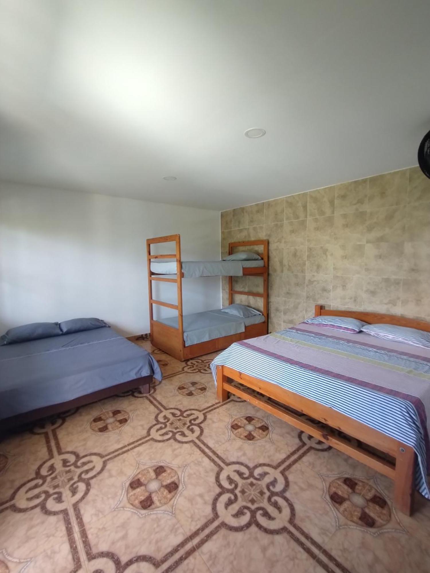 Santa Clara, Rivera-huila Homestay Rivera